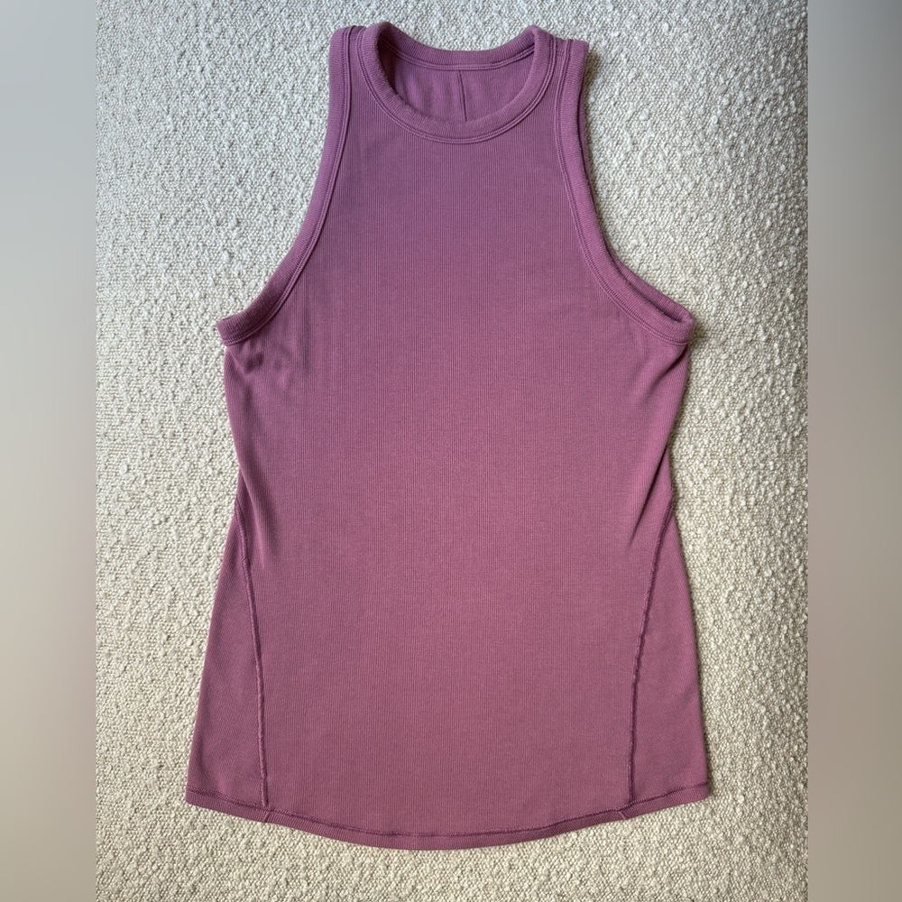 Lululemon tank top, size 8, medium.